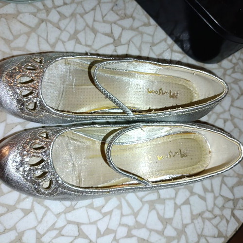 Monsoon vintage girls' shoes size 37 new, silver pumps