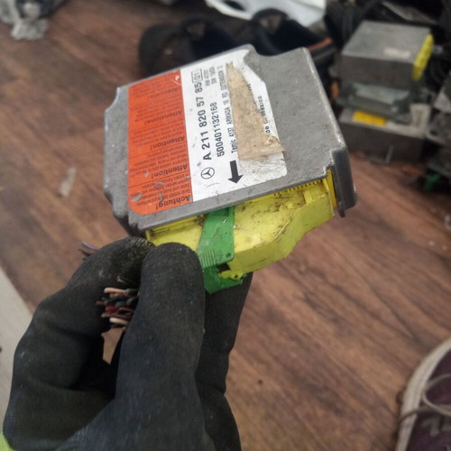 Airbag module Mercedes E W211 2003 A 2118205785
