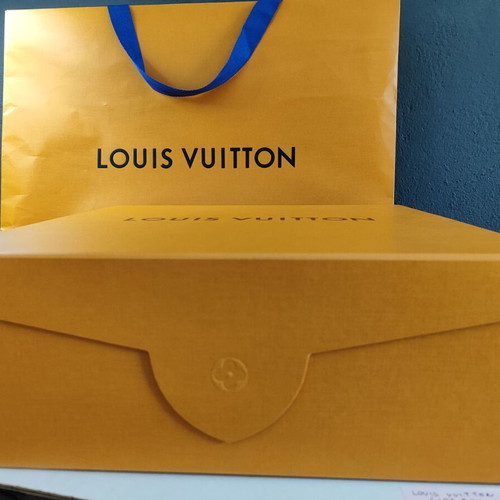 Louis Vuitton κουτί συσκευασίας και χάρτινη τσάντα μεταχειρισμένα