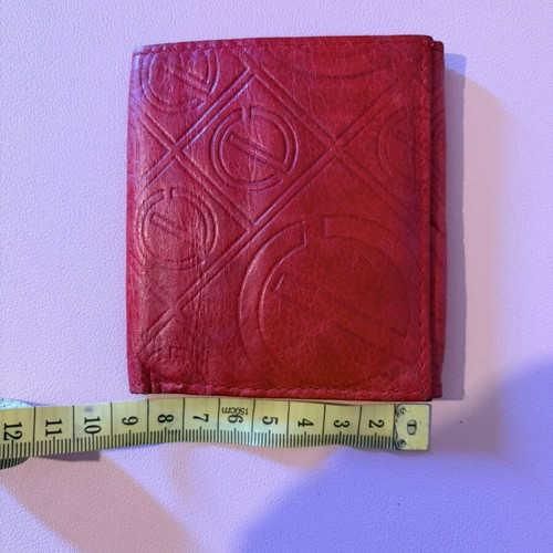 Red wallet used