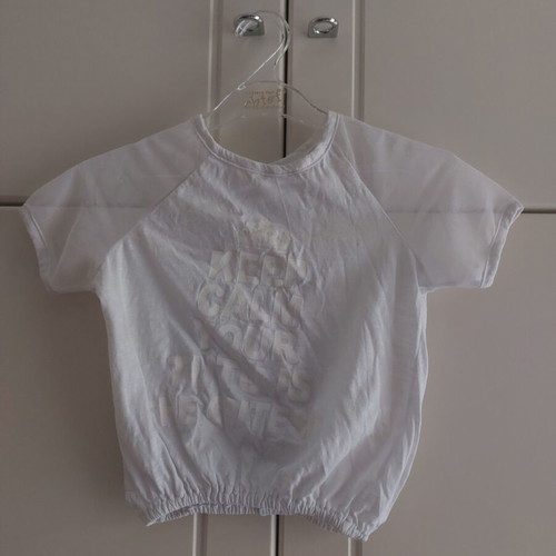 White Gelato T-shirt size 8 like new with tulle sleeves