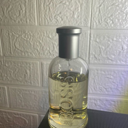Hugo Boss Bottled gift set Eau de Toilette and deodorant spray like new