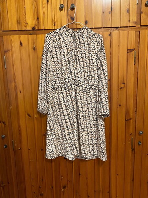 HnM dress like new, size XL 42 14