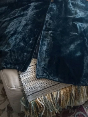 Synthetic fur cape black one size with collar button