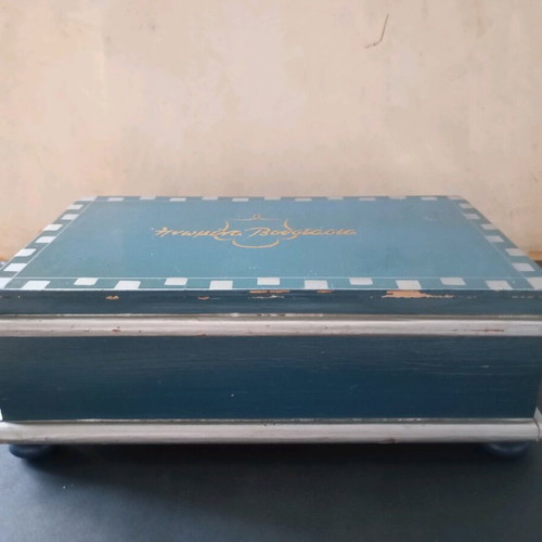 Wooden box used, confectionery Ηνωμένα Βουστάσια