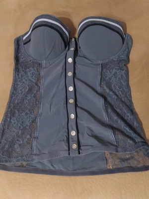 Women's corset size 80 d like new