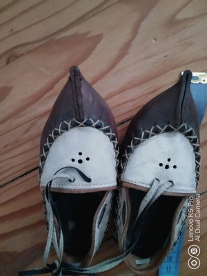 Δερμάτινα παπούτσια νέα, χειροποίητα για διακόσμηση