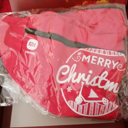 Xiaomi Christmas gift set new with waist bag and decorative figure