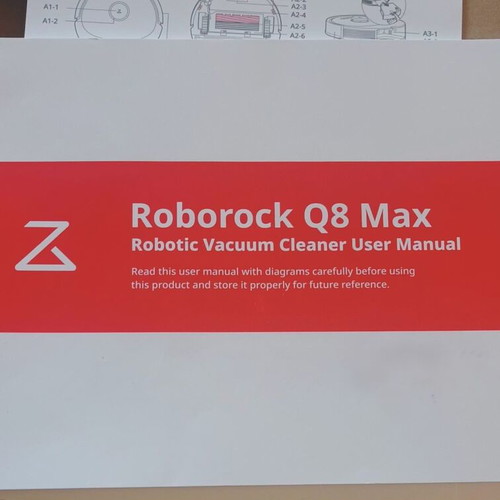 Roborock Q8 Max robot vacuum with laser mapping and 5500Pa suction, white