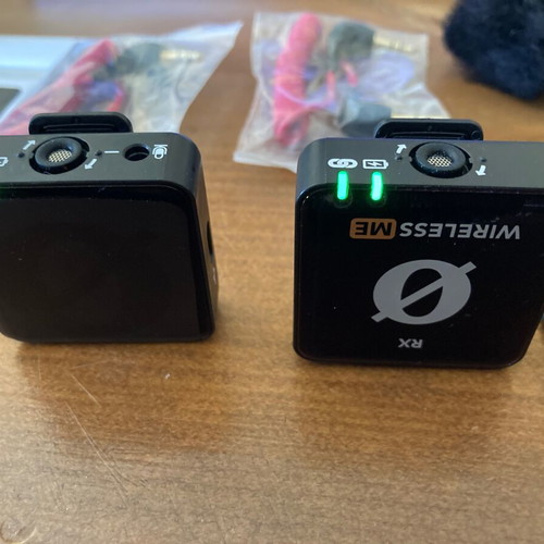 Rode Wireless ME wireless microphone like new with accessories