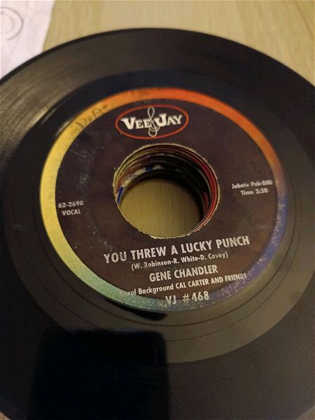  45 rpm diskos viniliou Gene Chandler you threw a lucky punch, rainbow