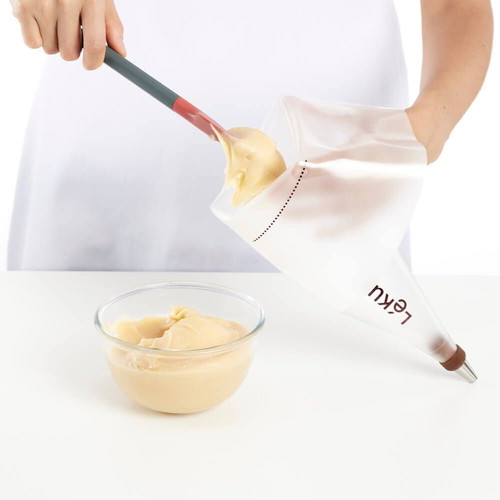 Lekue piping bag set with 3 reusable nozzles new