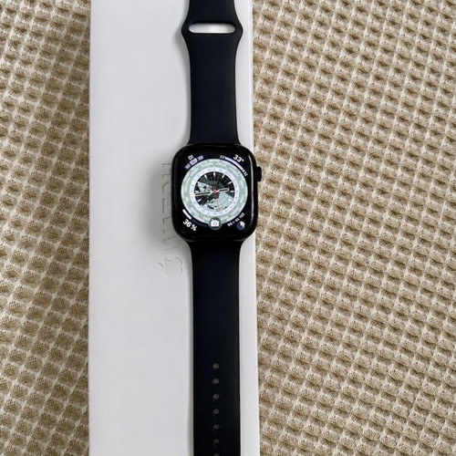 Apple Watch Series 10 46mm black with warranty