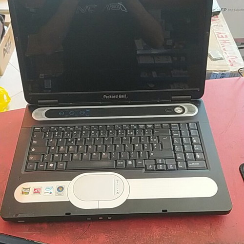 Packard Bell Mit-Drag-GT2 laptop used for spare parts without ram and disk