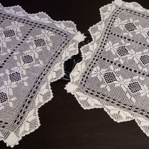 Handmade crochet table linens set of 2 like new