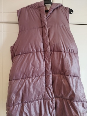Women's double-face sleeveless jacket with hood like new size L