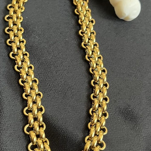 Statement necklace in gold stainless steel, new