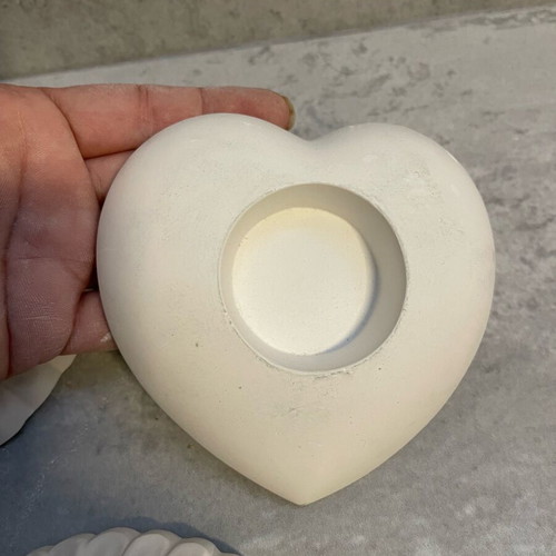 Plaster candle holders set of 3, like new, flower and heart shapes