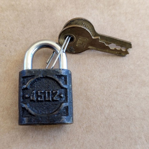 Vintage Golddoor 4502 padlock used with 2 keys
