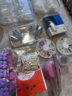 Nail materials like new, assorted set