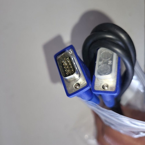 VGA cable 2 meters new, male to male