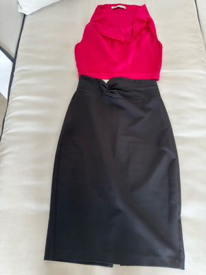Midi pencil skirt Lynne and satin fuchsia top Zara like new