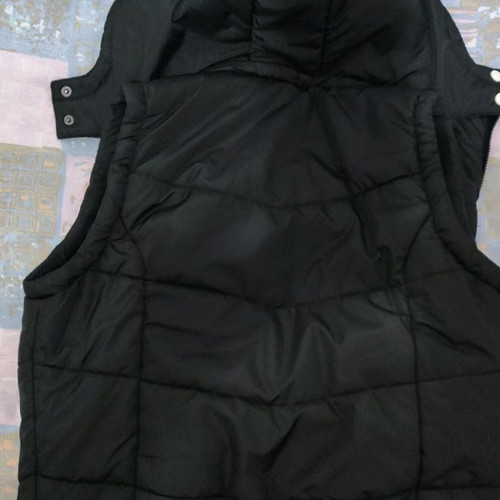 BodyTalk sleeveless vest used, black, size large