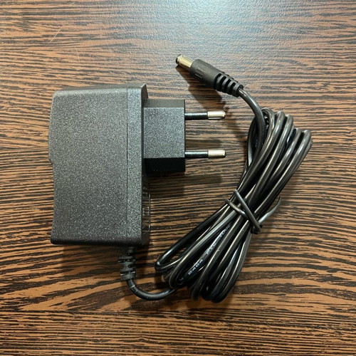 Compatible 9V Power Supply for Nintendo SNES, Sega Master System 2 and Mega Drive 1 New