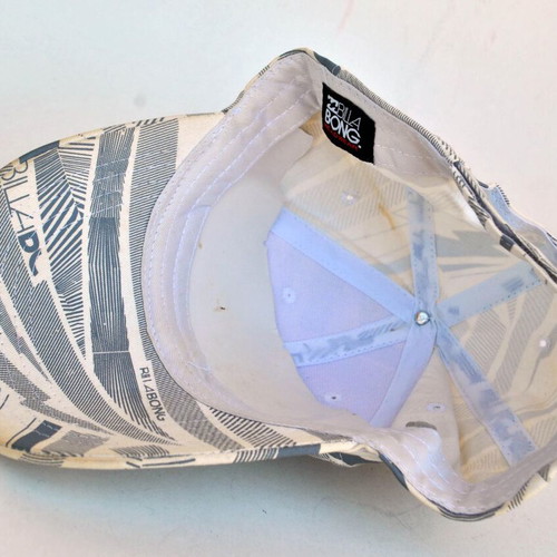 Billabong beige hat used with logo and graphic print