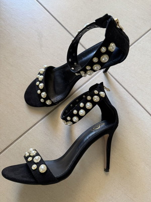 Feng Shoe μαύρα σουέντ πέδιλα με πέρλες, τακούνι 10 εκ, νούμερο 40