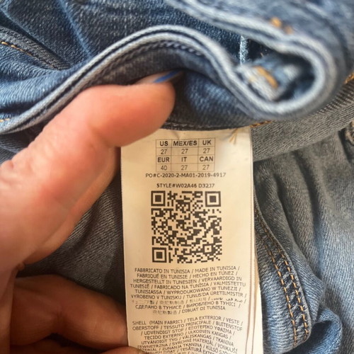 Guess women's jeans like new, blue, sizes M and L