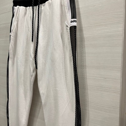 BodyTalk women's white sweatpants new, size M