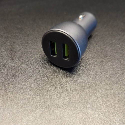 Ugreen Car Set 36W Dual USB Charger and Bluetooth AUX Receiver like new