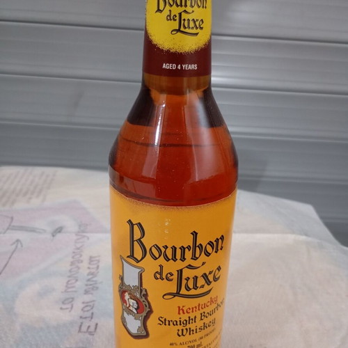 Bourbon de Luxe 4 Years Old Vintage 1996 700ml new