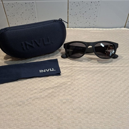 Invu Polarized A 2608 A Filter Cat.3 Kids Sunglasses like new, matte black