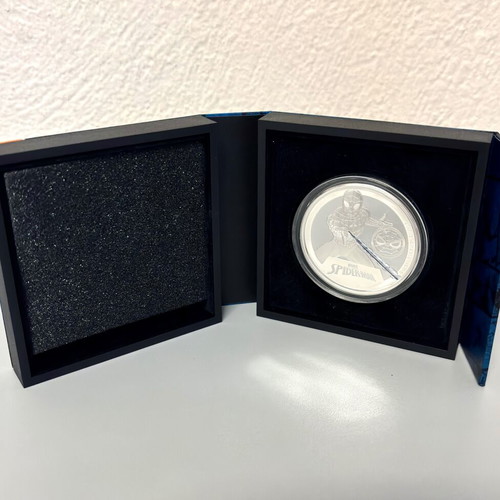Spiderman Marvel Classic Superheroes 3 Oz Silver .999 Coin New