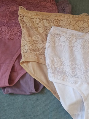 Women's lace underwear set 4 pieces, 95% cotton, new