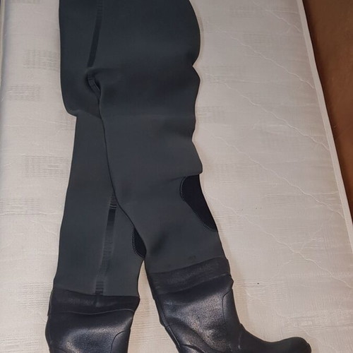 Cannelle Waders new, 90% Neopren, waterproof, warm, size 38-39