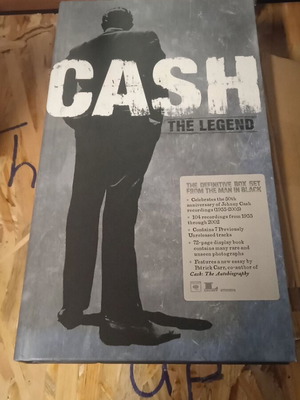 Johnny Cash The Legend box set like new, 4CD collection