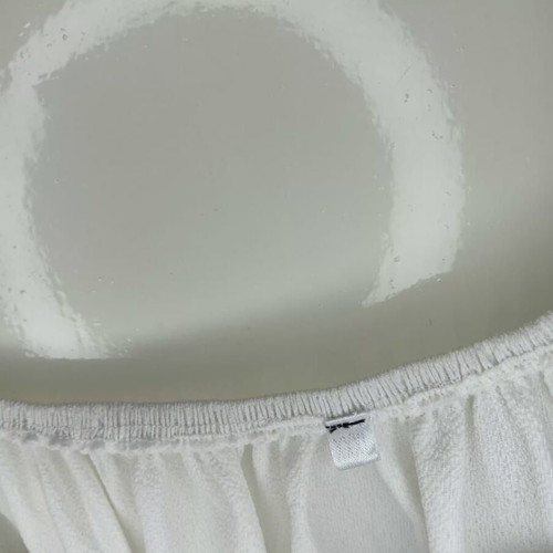 White blouse with open shoulders like new, size XL