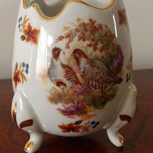 Porcelain vase broken egg like new with painted bird and flower designs
