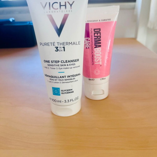 Vichy Purete Thermale 3in1 cleanser 100ml new with gift