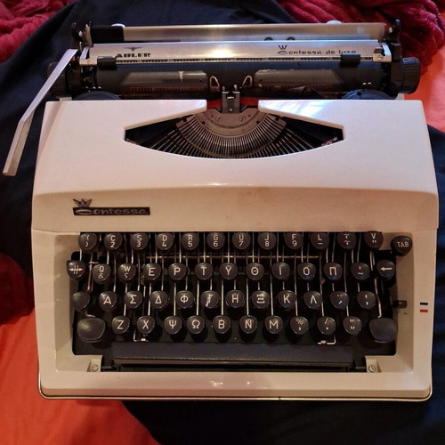 Adler Contessa Deluxe Greek typewriter like new with case and Greek keyboard