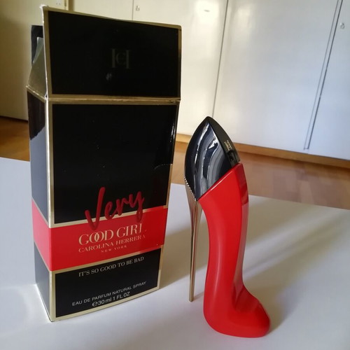 Carolina Herrera Very Good Girl perfume packaging used, empty