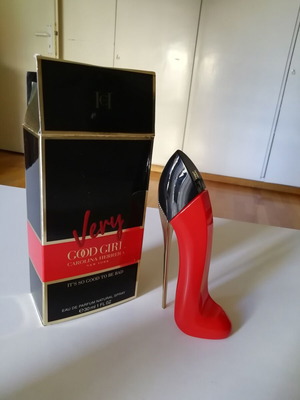 Carolina Herrera Very Good Girl perfume packaging used, empty