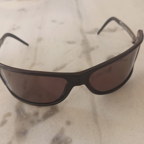 Gianfranco Ferre women's sunglasses like new, black