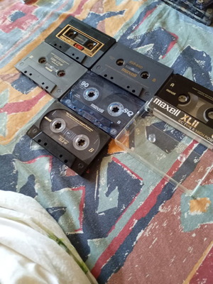 Maxell chrome cassettes used, pack of 6 with various models