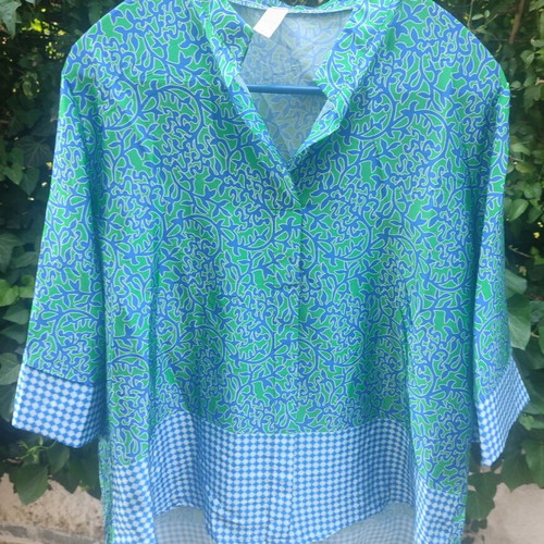 Shirt unused with mao collar and trois-quarts sleeves, one size, blue and green