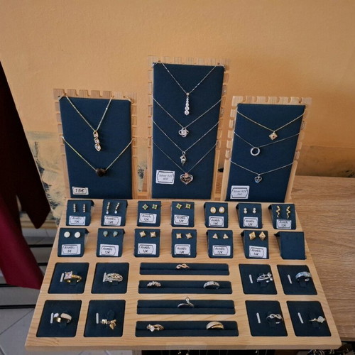 Jewelry stand for rings, earrings, necklaces and bracelets, dark green