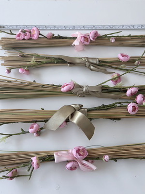 Decorative dried branches with artificial pink flowers set of 5 used